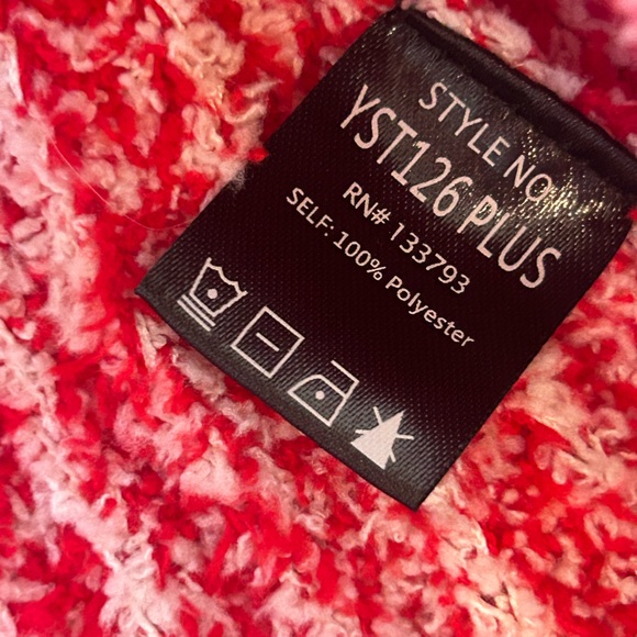 NWOT POL Camille V Neck Colorblock Distressed Oversized Sweater - Picture 6 of 8